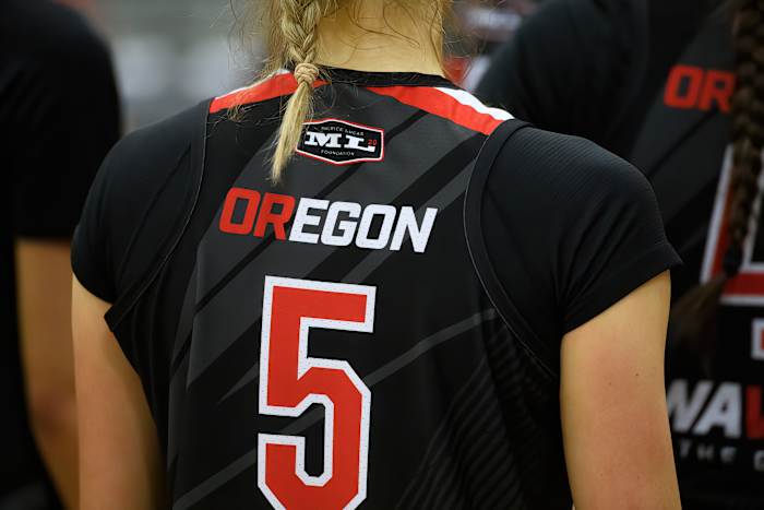 2023-4-2-WAVOR-Girls-GAME-2451-NR-clear